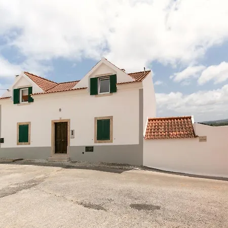 Alma Villa *